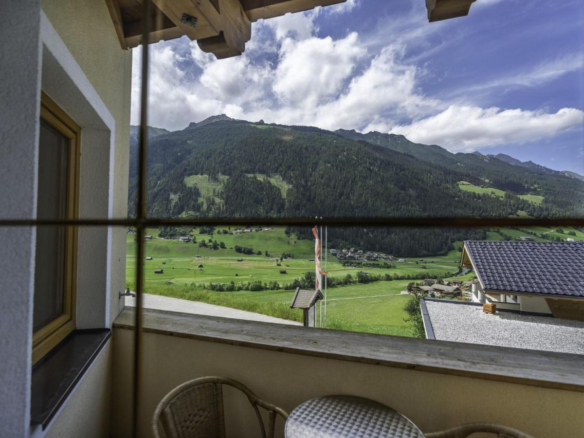 Lovely Apartment In Neustift Im Stubaital With Mountain View Esterno foto
