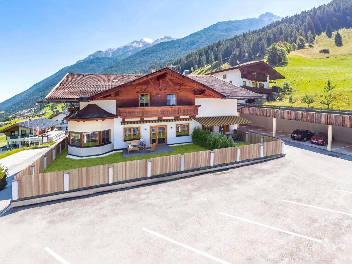 Lovely Apartment In Neustift Im Stubaital With Mountain View Esterno foto